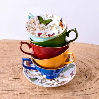Роскошная европейская кофейная чашка синий костюм британская креативная кружка из костяного фарфора бабочка Пномпень espressoTazas наборы чайных чашек и блюдец
